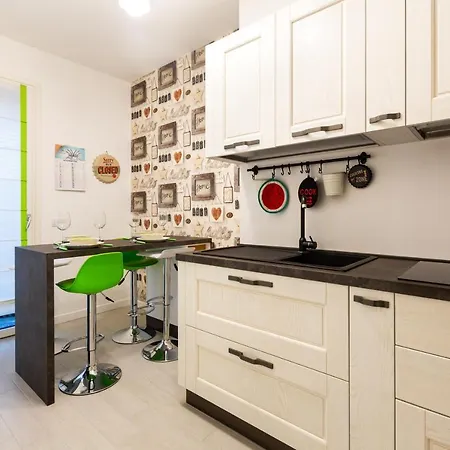 Fiera Flat With Garage Apartament *