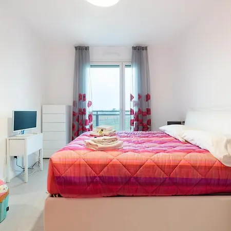 Fiera Flat With Garage Lejlighed