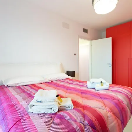Lejlighed Fiera Flat With Garage Milano